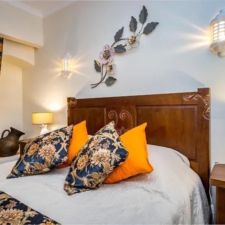 Clementina Duplex شقة البوفيرا