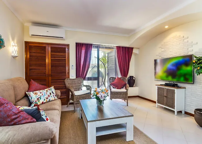 Clementina Duplex * Албуфейра